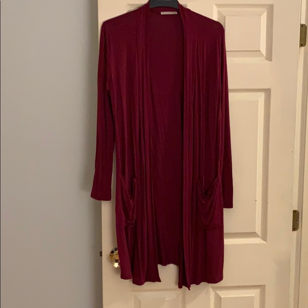 Maroon long sleeve top with pockets